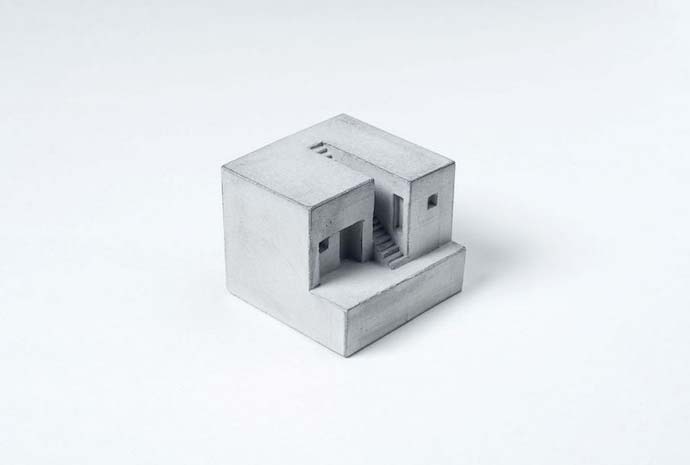 Бетонные кубики-конструктор студии Material Immaterial