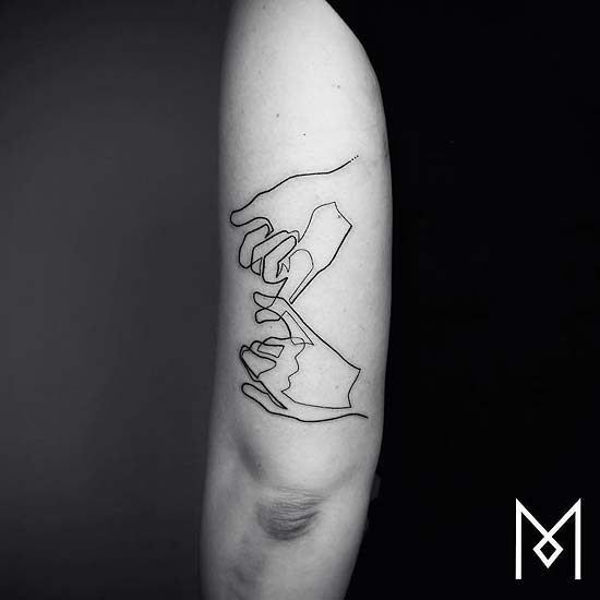 Минималистические татуировки Mo Gangi