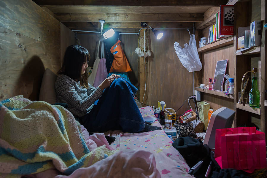 «Living Close» : фотографии Won Kim жителей токийского пансиона