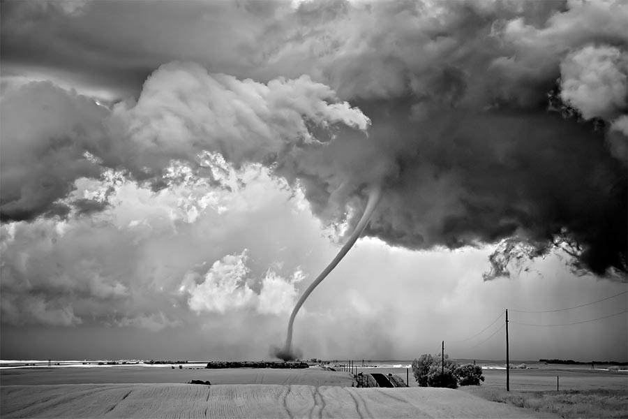 Ветер крепчает. Смерчи и торнадо на чёрно-белых фотографиях Mitch Dobrowner