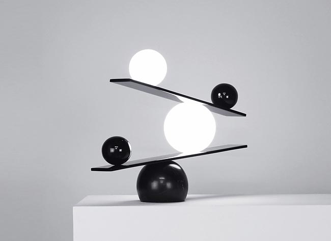 Световая лампа-балансир «Balance» дизайнера Victor Castanera