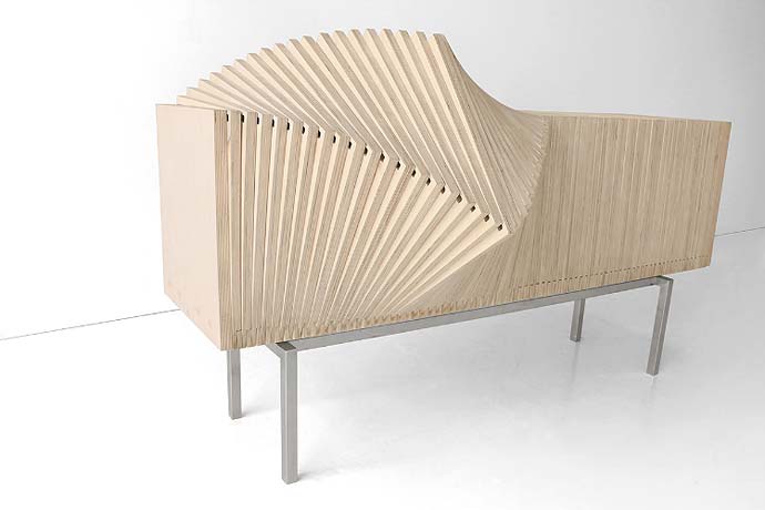 «Wave Cabinet» - шкаф-трансформер нью-йоркского художника Sebastian ErraZuriz