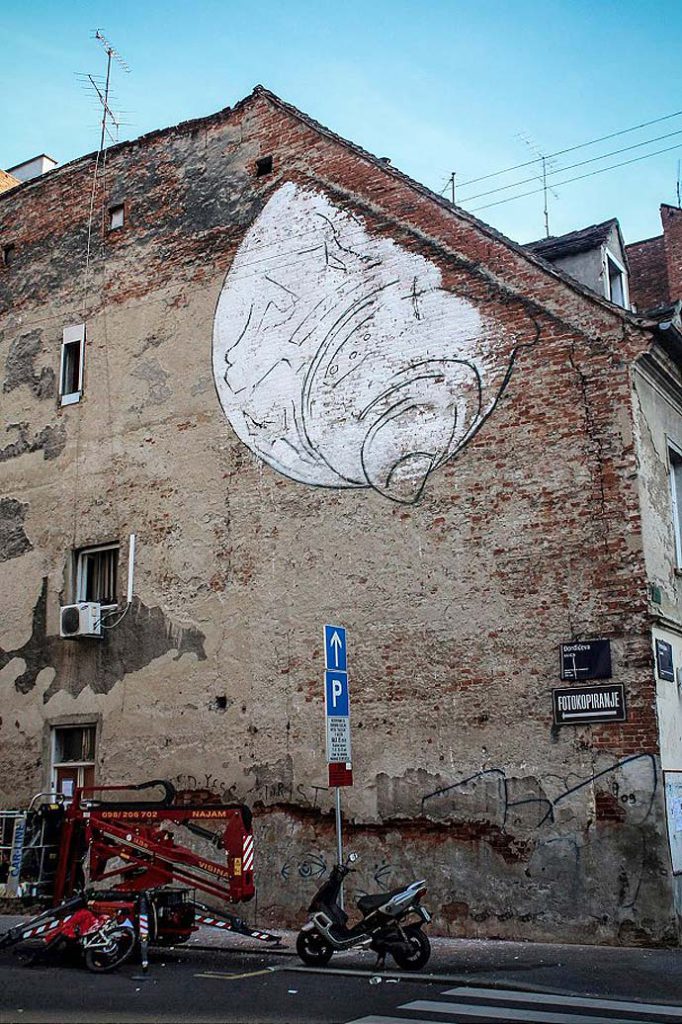 «Xenophora» художника Lonac на улицах Загреба