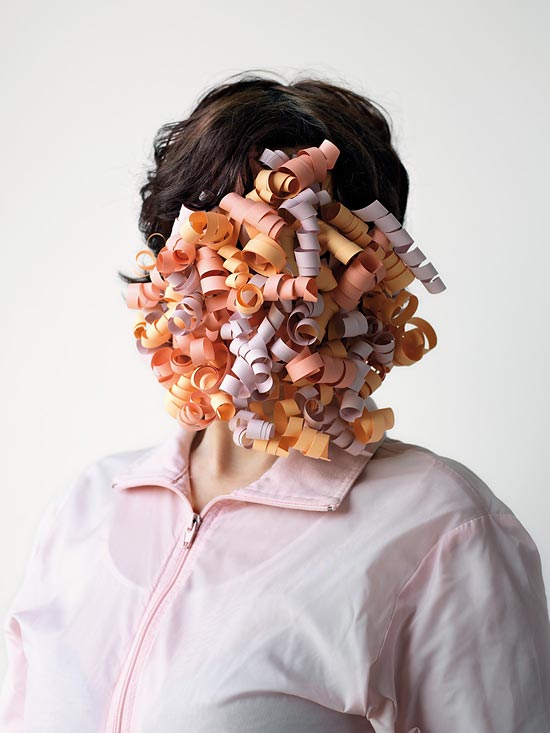 Скрытые лица в проекте Hector Sos «Paper Faces»