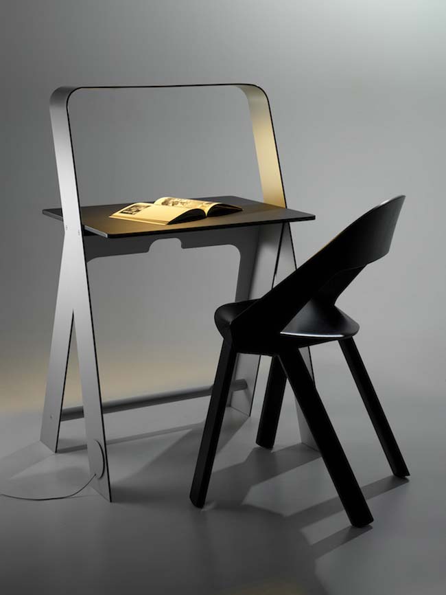 Столик для чтения «Light Light Desk» студии Torafu Architects
