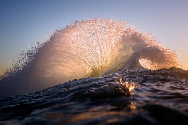 Морские волны на фотографиях Warren Keelan