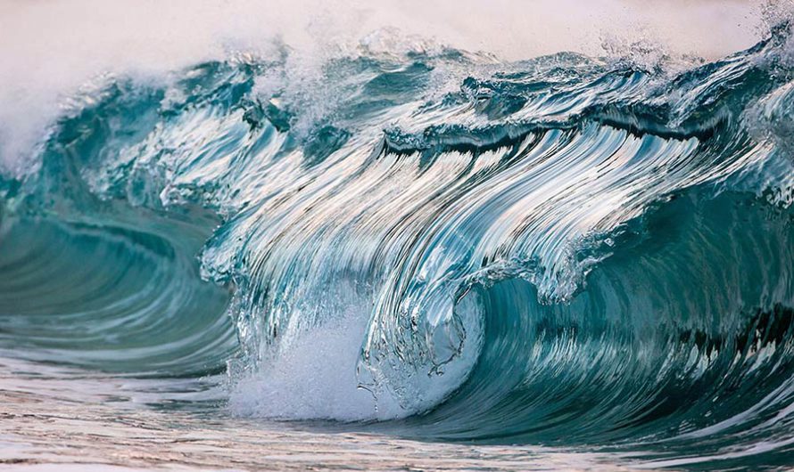Сила и спокойствие : Застывшие волны на фотографиях Pierre Carreau