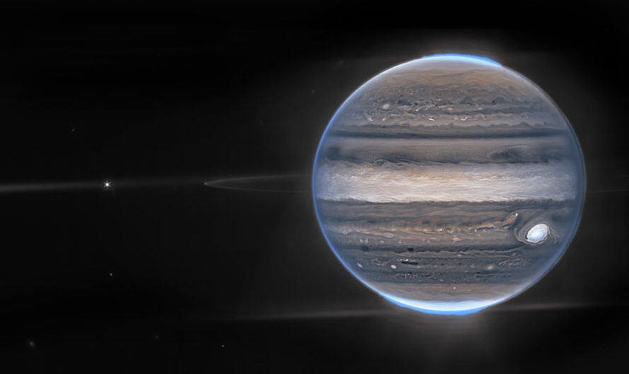 Полярные сияния Юпитера : Фотографии космического телескопа «Джеймс Уэбб»